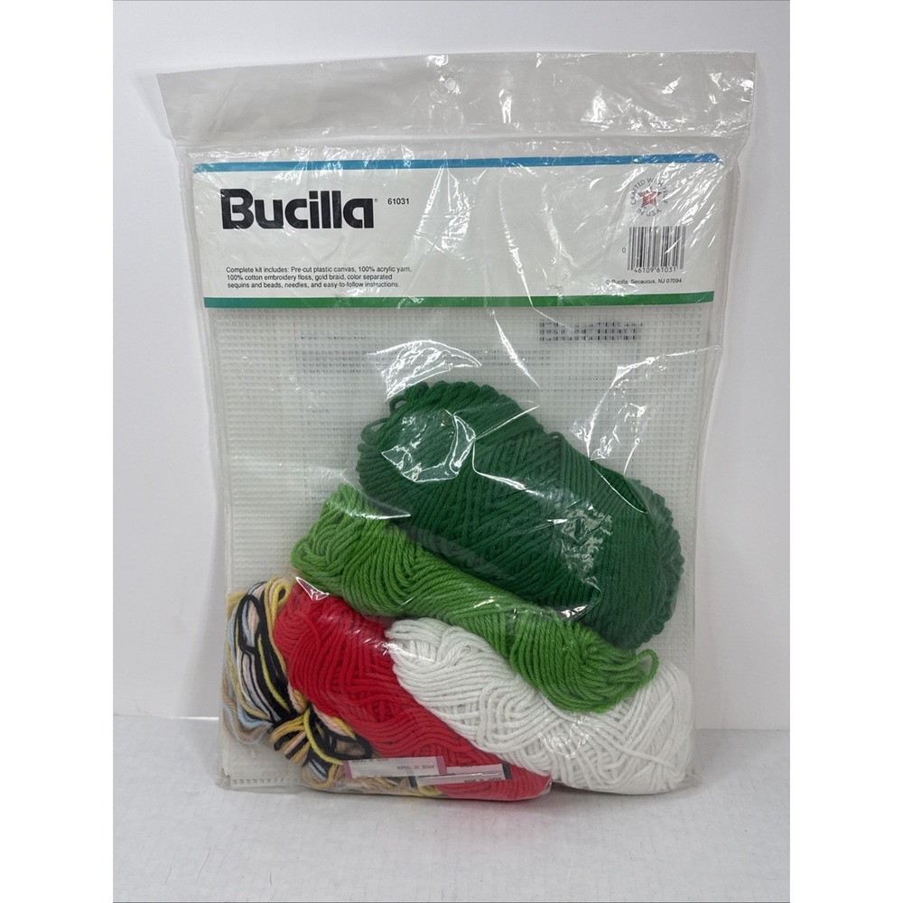 Bucilla Vintage Advent Tree Christmas Wall Decoration Pre Cut Plastic Canvas Kit - Picture 5 of 9